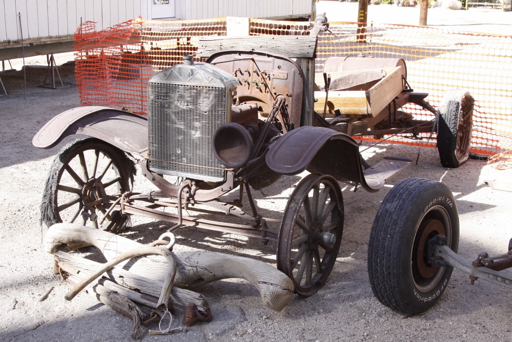Simi Valley Corvettes